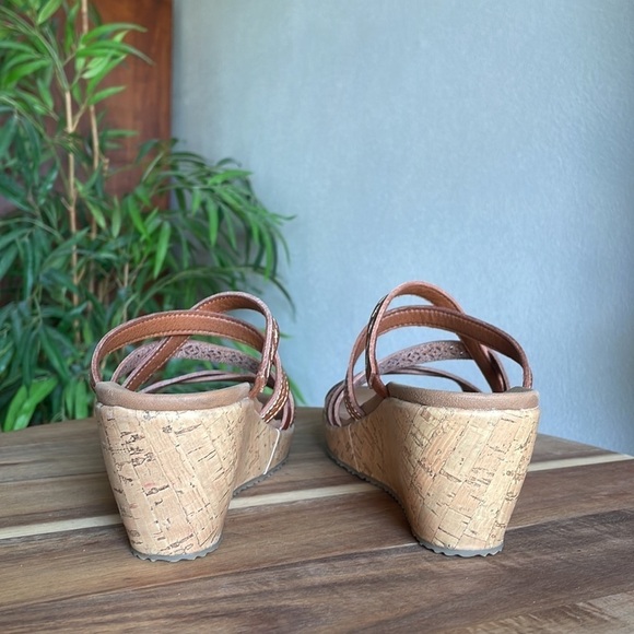 Skechers Sandals Womens Brown Tan Cork Wedges Platform Slip-Ons Strappy Summer - Picture 4 of 14